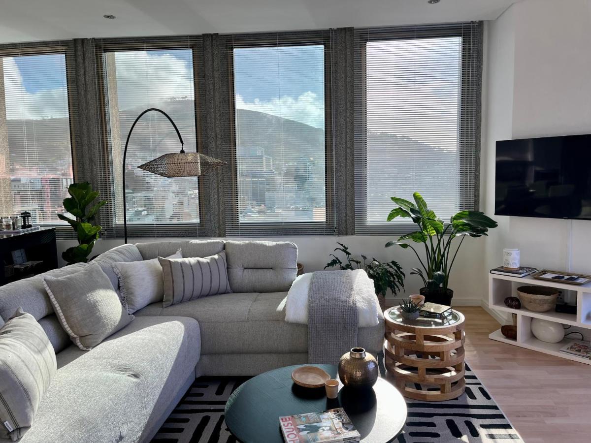 #1306 Cartwright - African Dream * Cape Town